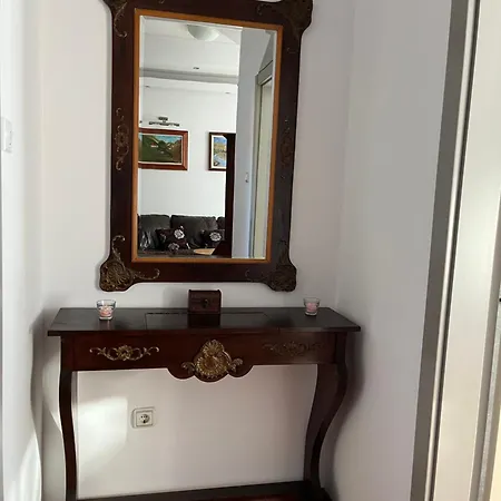 Daire Airport Sky Lux Ii Belgrad