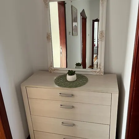 Airport Sky Lux Ii Apartman