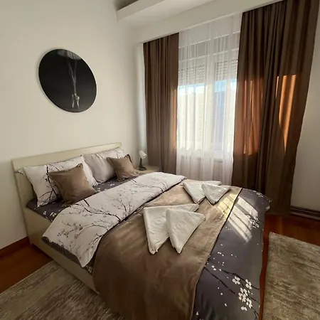 Airport Sky Lux Ii * Belgrad