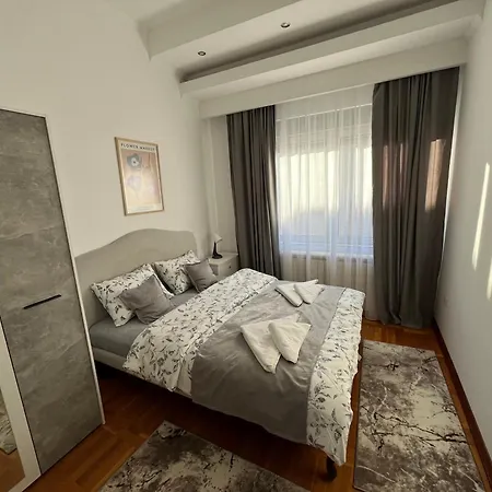 Apartamento Airport Sky Lux Ii Belgrado